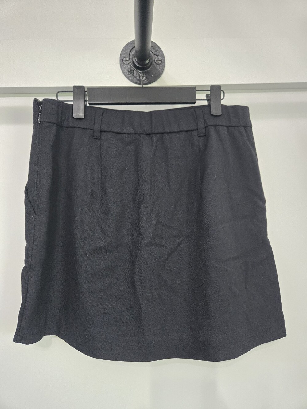 New. Hollister Black Skort with Built-In Shorts & Pockets Medium - Picture 3 of 4